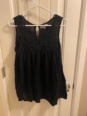 World Market L XL Top Black Flowy Tank Sleeve Blouse Lace Trim Large Lg Shirt